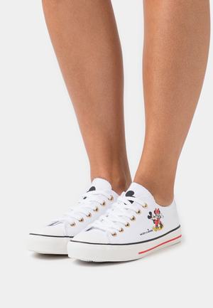 Women's Anna Field DISNEY MICKEY MOUSE LOVE Sneakers White | STBCMZD-07